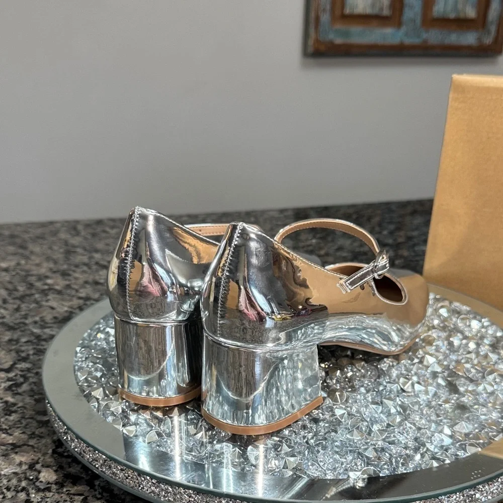Steve Madden new box